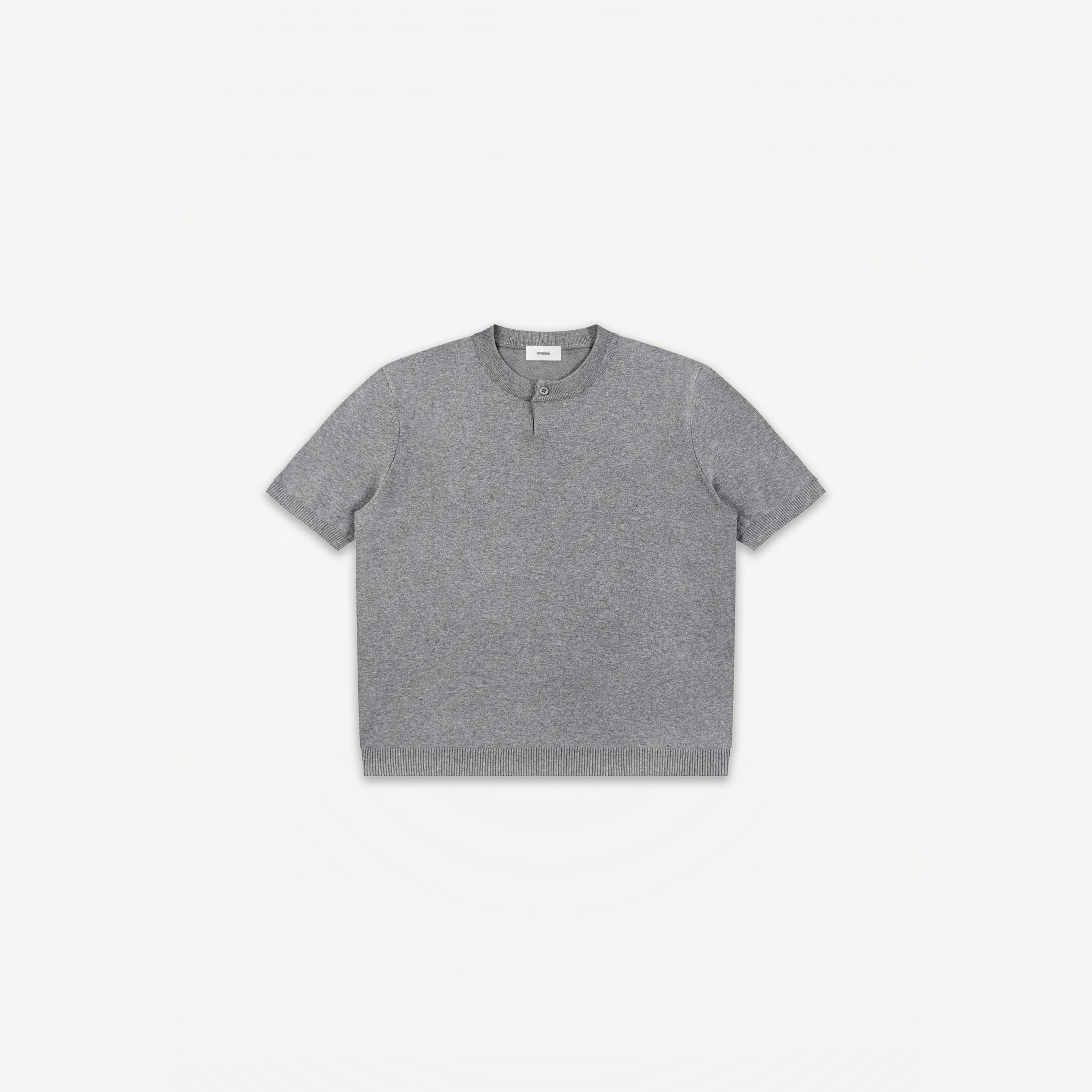 Como Henley Knit Tee in Grey – flat lay, front view