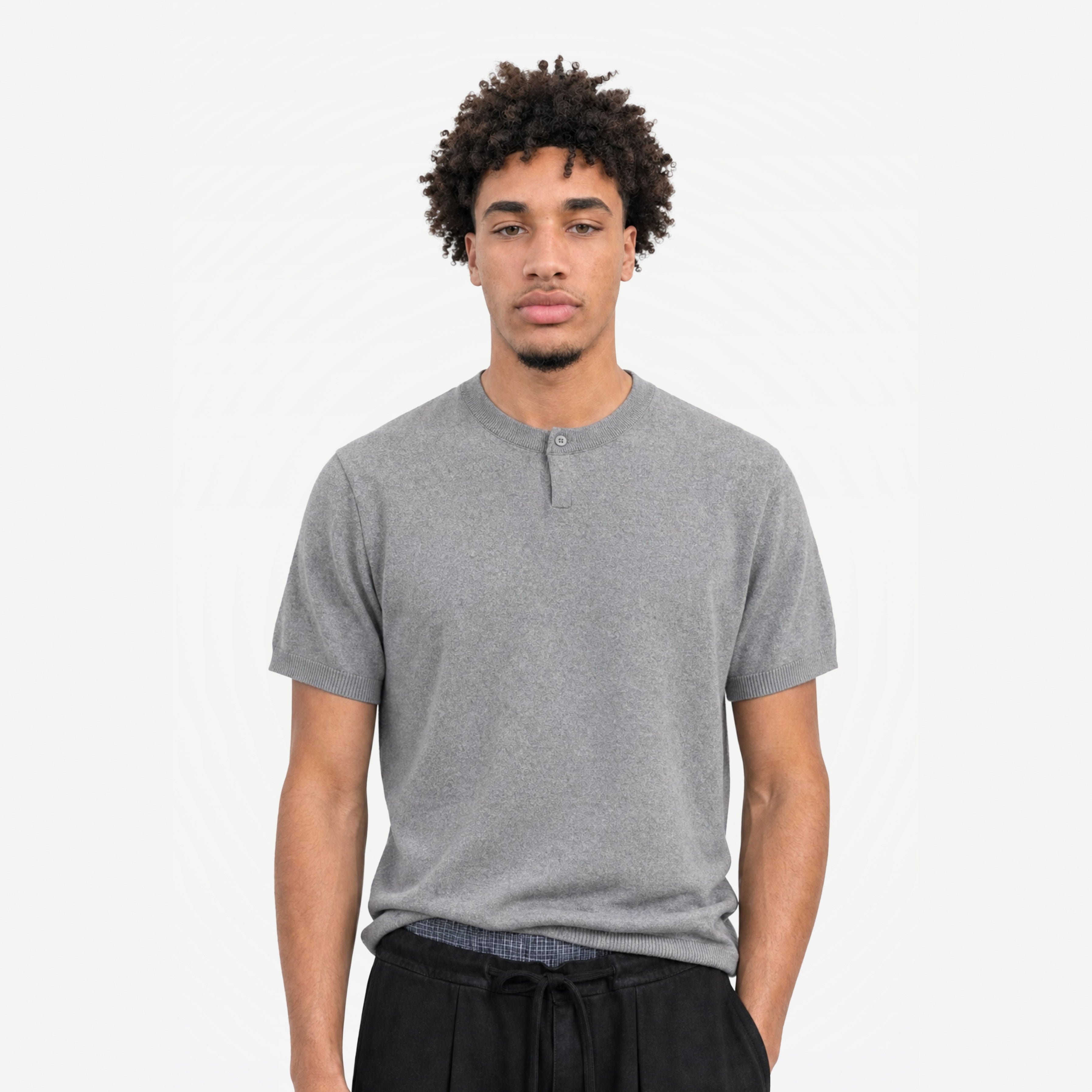 Como Henley Knit Tee in Grey – worn by model, front view
